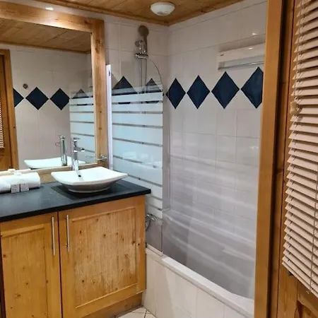 Le D12 Apartament *